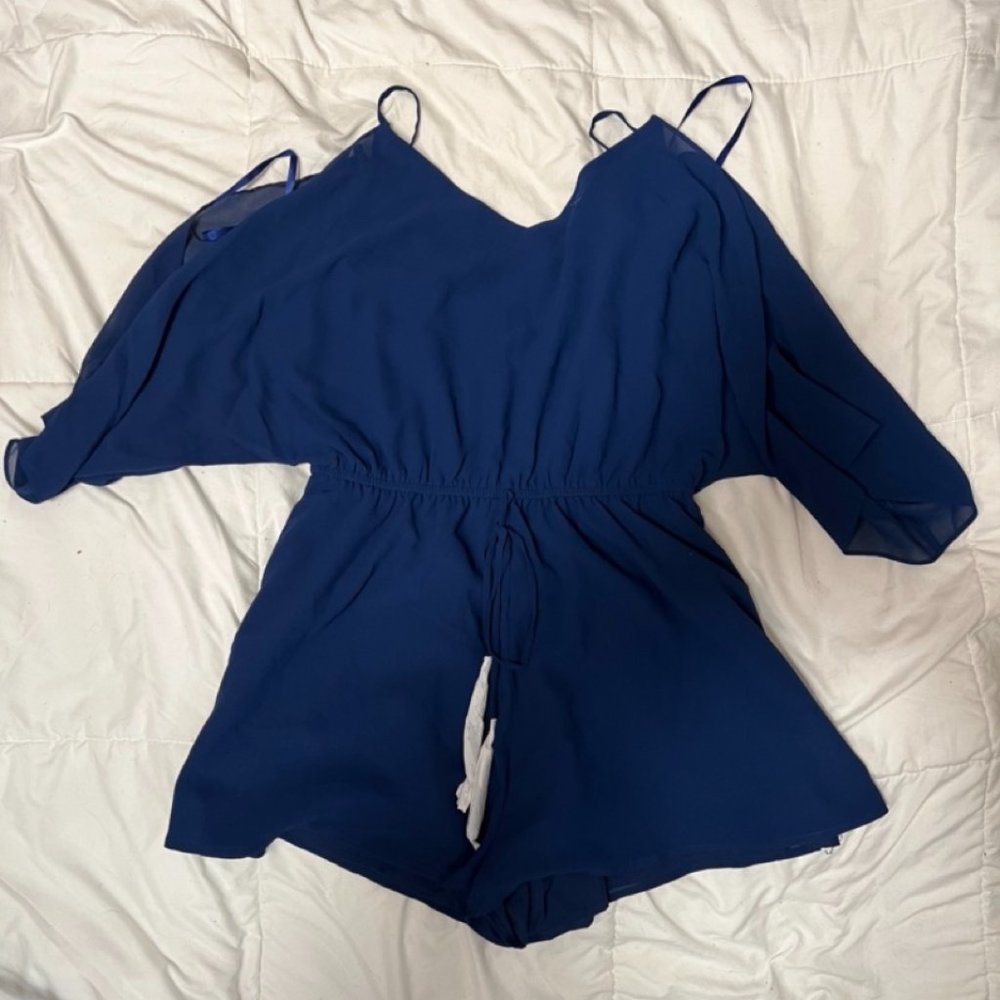 BLUE FLUTTER SLEEVE ROMPER